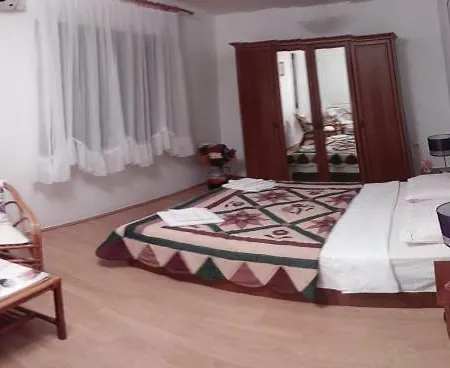 Snjezana Apartment