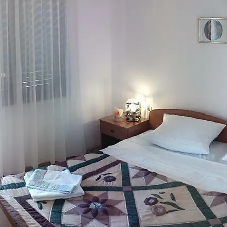 Snjezana * Novi Vinodolski