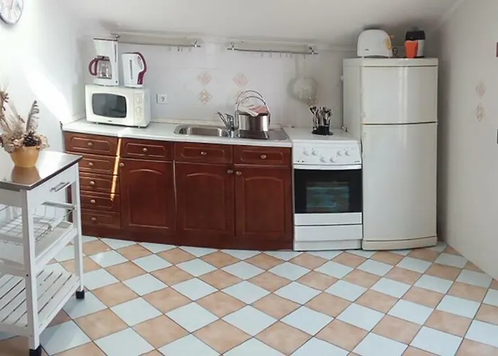 Snjezana * Novi Vinodolski