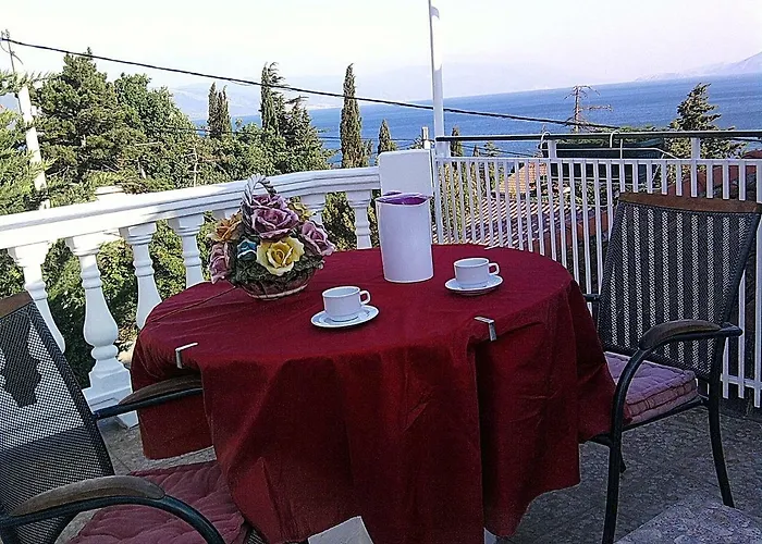 Snjezana Novi Vinodolski