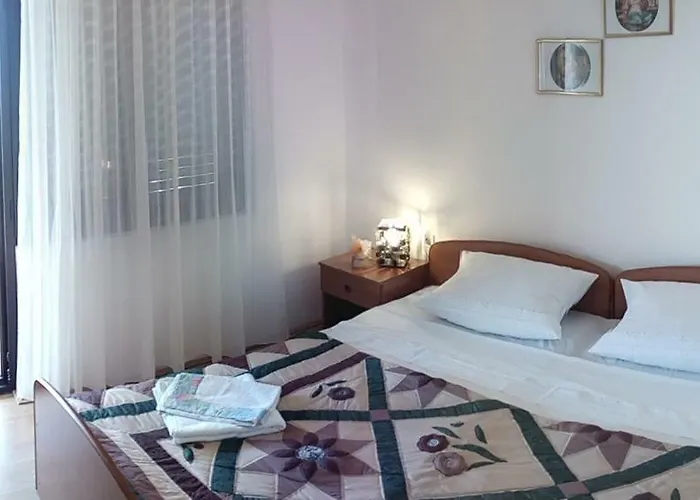Snjezana * Novi Vinodolski